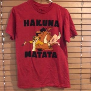 Disney red Hakuna Matata